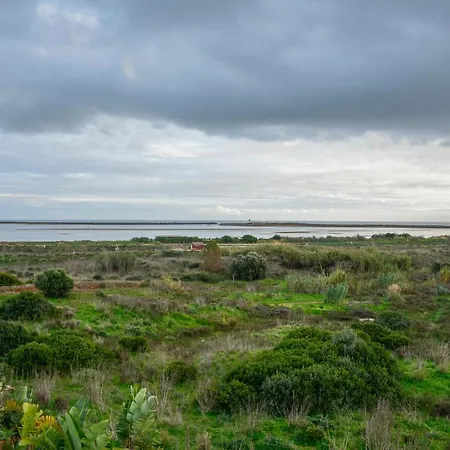 Ria Alvor Luxurious Golfview Лагуш