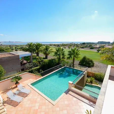 Ria Alvor Luxurious Golfview Лагуш