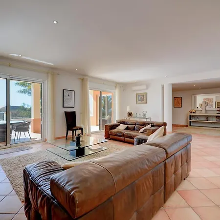 Вилла Ria Alvor Luxurious Golfview Лагуш